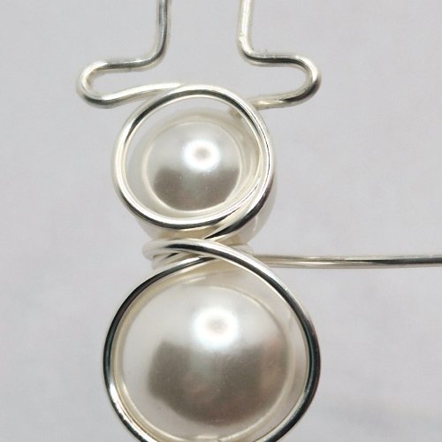 Natalie Patten's Wire Snowmen - , Holiday Designs, Coiling, Coiling Wire, Wire Coiling, Wire Wrapping, Wrapping, Wire Wrapping Jewelry, Bring the wire around