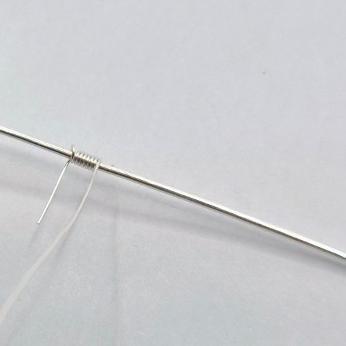 Natalie Patten's Wire Snowmen - , Holiday Designs, Coiling, Coiling Wire, Wire Coiling, Wire Wrapping, Wrapping, Wire Wrapping Jewelry, Attach on approximately 12 inches