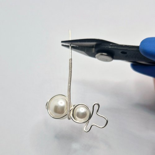 Natalie Patten's Wire Snowmen - , Holiday Designs, Coiling, Coiling Wire, Wire Coiling, Wire Wrapping, Wrapping, Wire Wrapping Jewelry, Cut off any 20 AWG