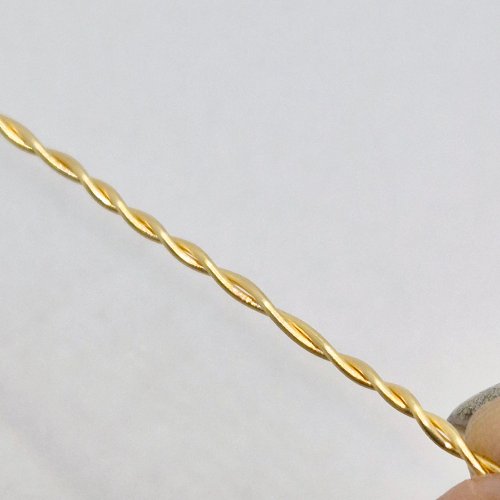 Natalie Patten's Twisted Briolette Wrap Bail - , Contemporary Wire Jewelry, Loops, Wire Loop, Wrapped Wire Loop, Wire Wrapping, Wrapping, Wire Wrapping Jewelry, , Pinch and hold the crossed wire ends