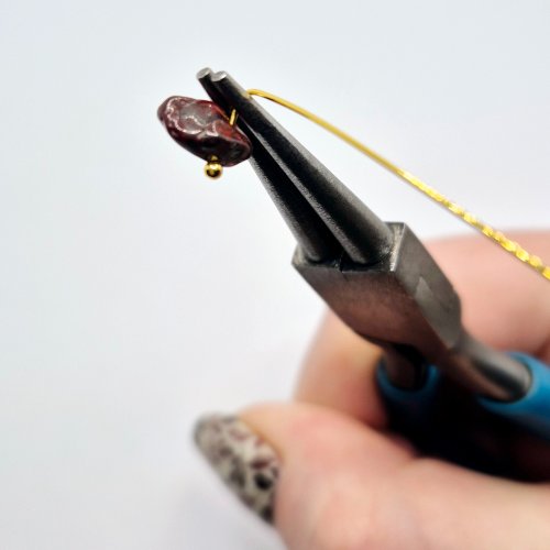 Natalie Patten's Wrapped Loop Charm Bramble - , Beading, Loops, Wire Loop, Wrapped Wire Loop, Design, Beads, Bend the pin 