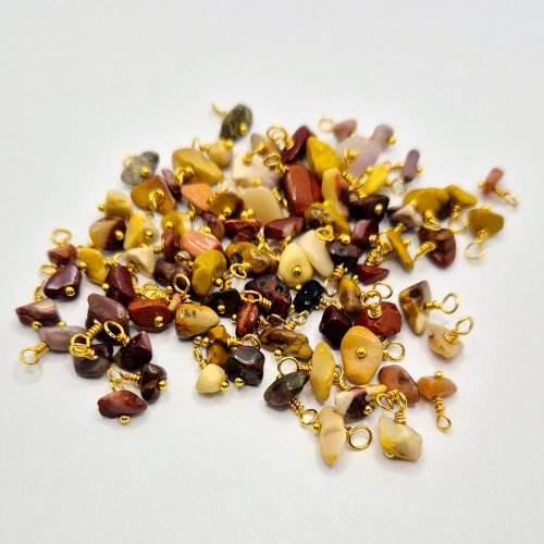 Natalie Patten's Wrapped Loop Charm Bramble - , Beading, Loops, Wire Loop, Wrapped Wire Loop, Design, Beads, Repeat to make multiple gem-chip charms.