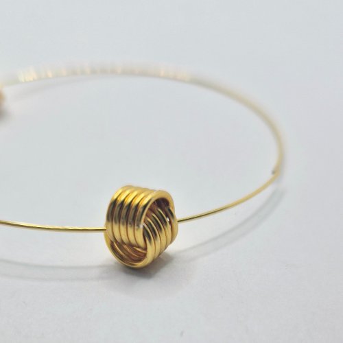 Natalie Patten's Love Knot Bead Components  - , Contemporary Wire Jewelry, Coiling, Coiling Wire, Wire Coiling, Run it out through the other side