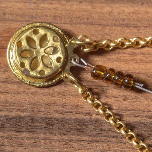 Nancy Chase's Boot Chain  - , Beading, Findings, Clasps, Components, Loops, Wire Loop, Wrapped Wire Loop, ,  crimp each end 