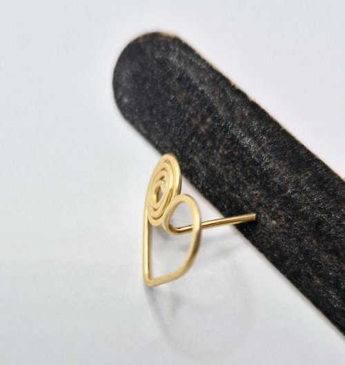 Natalie Patten's Filled Heart Earrings - , Contemporary Wire Jewelry, Spirals, Wire Spiral, Spiral Wire Wrap, Wire Wrapping, Wrapping, Wire Wrapping Jewelry, Design, remove sharp ends    