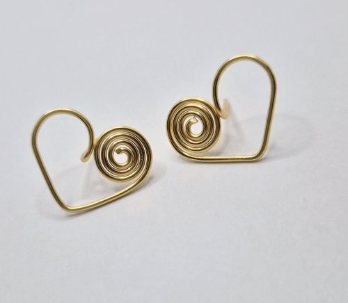 Natalie Patten's Filled Heart Earrings - , Contemporary Wire Jewelry, Spirals, Wire Spiral, Spiral Wire Wrap, Wire Wrapping, Wrapping, Wire Wrapping Jewelry, Design, Add earring backs to the posts