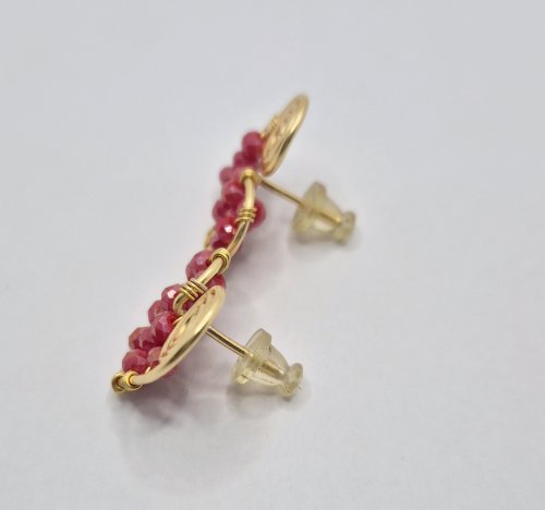 Natalie Patten's Filled Heart Earrings - , Contemporary Wire Jewelry, Spirals, Wire Spiral, Spiral Wire Wrap, Wire Wrapping, Wrapping, Wire Wrapping Jewelry, Design,  secure the post of the earring