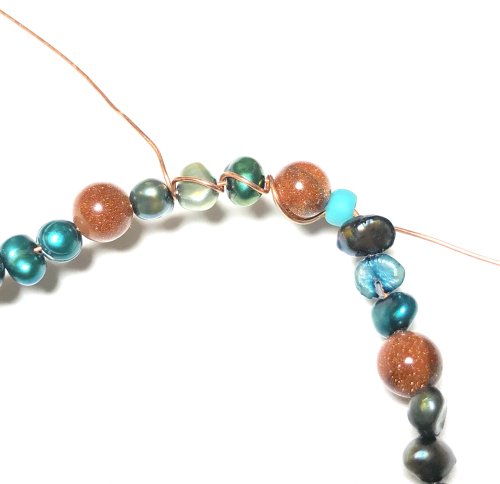 Kristal Wick's Hippie Dippie Stackable Wire Bangles - , Contemporary Wire Jewelry, Coiling, Coiling Wire, Wire Coiling, Lashing, Wire Lashing, Wire Wrapping, Wrapping, Wire Wrapping Jewelry, , , wrap a few beads then trim excess wire