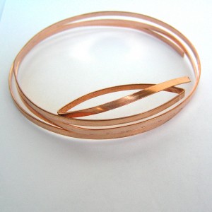 Lilian Chen's Sketch Style Wire Leaf - , Wire Jewelry Design, Design, find the place where the jaw crosses the wire