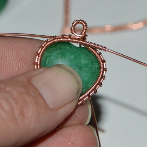 Deborah Kelly's Woven Heart Earrngs - , Wire Weaving, Weaving, Wire Weaving, Weaving Wire, Form the woven wire around the heart.