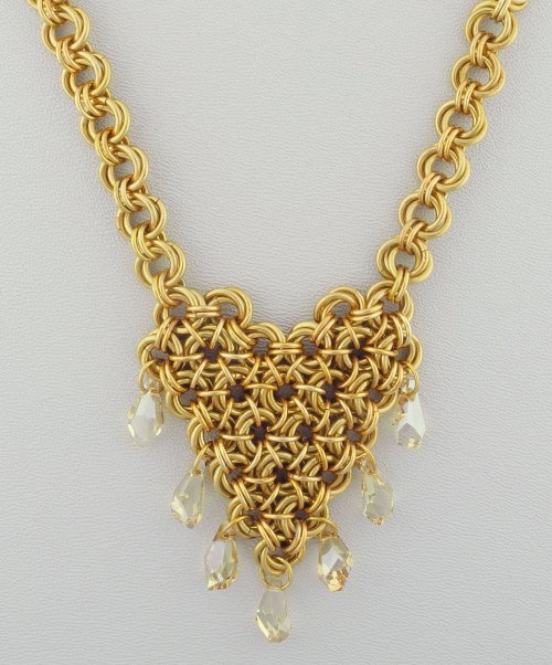 Petal Maille Pendant