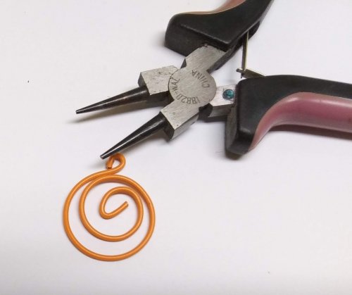 Judy Larson's Paperclip Earrings - Go the FUN and FUNKY route and Use the paperclips as is, General Education, , Make loops