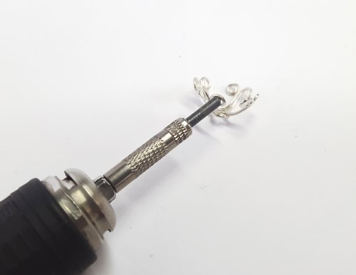 Kylie Jones's Using Silicone Polishing Pins - , Tools For Wire Jewelry, Tools, getting into tight curves 
