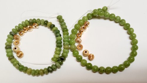 Judy Larson's Add a Touch of Gold - , Wire Jewelry Design, Design, Audition gold beads against the beads
