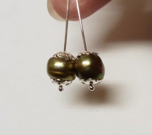 Judy Larson's Changing the Size of a Pearl - , General Education, , slight difference in bead caps will never be noticed
