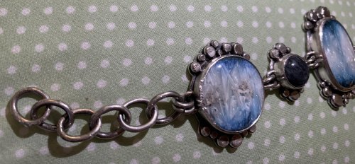 Judy Larson's Open or Closed Jump RIngs on Bracelets and Necklaces - , General Education, , pull the bezel collar away from the stones