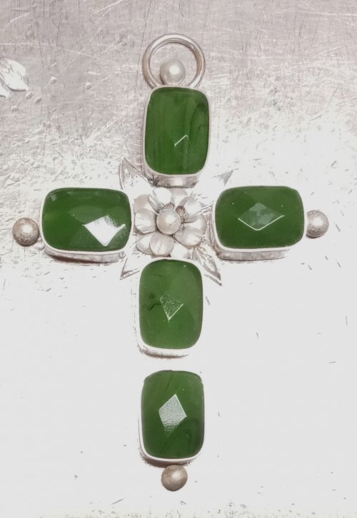 Judy Larson's Making Tiny Dapped Metal Leaves - , General Education, Cutting, Cutting Tool, Cutters, Dapping, Dapping Jewelry,  Woodland Fairy Christmas Ornaments