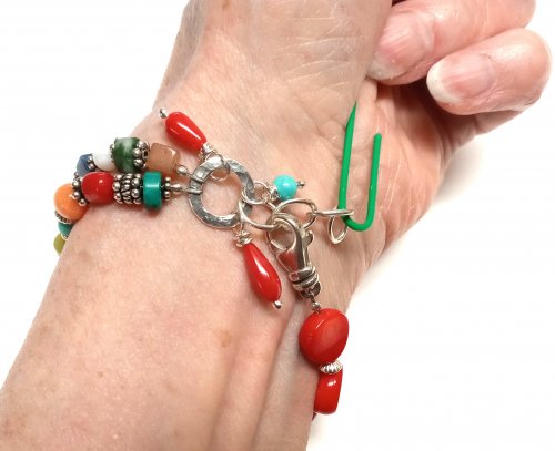 Judy Larson's Bracelet and Paperclip Trick - , General Education, , paper clip holds the end of the bracelet stable