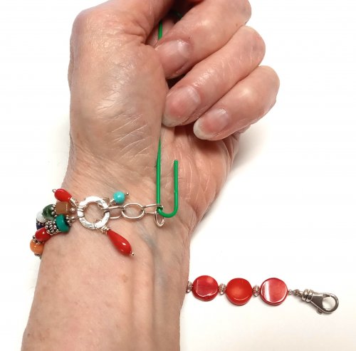 Judy Larson's Bracelet and Paperclip Trick - , General Education, , Wrap the bracelet around your wrist