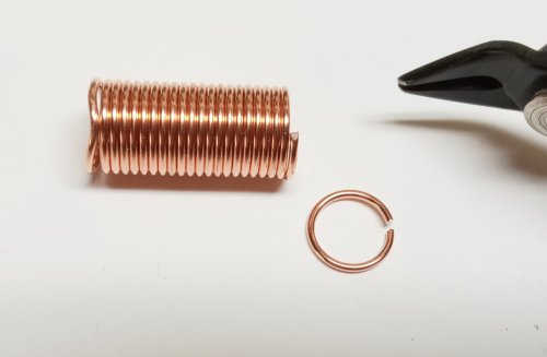Judy Larson's Cutting Coils Into Jump Rings - , General Education, Jump Rings, Jump Ring, Making Jump Rings, cutting the jump ring away from the coil
