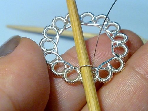 delilah's Create Beautiful Wire Crochet with No Special Tools - , Wire Weaving, Weaving, Wire Weaving, Weaving Wire, Use two skewers and rotate them