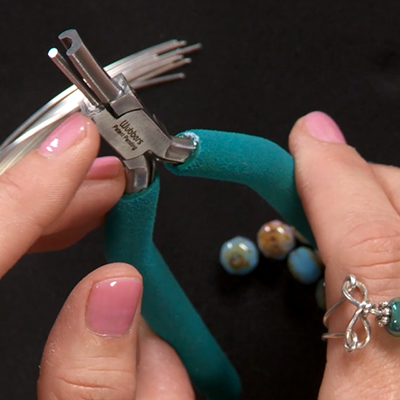 Judy Freyer Thompson's Wubber Pliers Identification Tip - , Tools For Wire Jewelry, , wubbers wire looping pliers