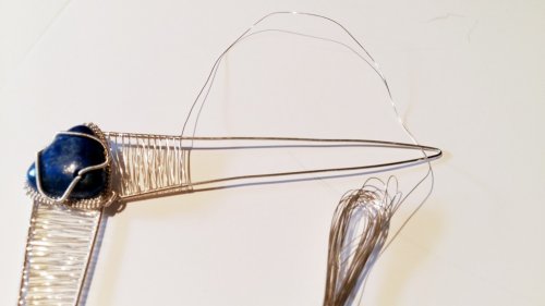 delilah's Using Fewer Wires for Neater Weaving - , Wire Weaving, Coiling, Coiling Wire, Wire Coiling, Wire Wrapping, Wrapping, Wire Wrapping Jewelry, Weaving, Wire Weaving, Weaving Wire, Wrap the wire into a spool