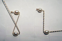Figure-8 Pearl Earrings