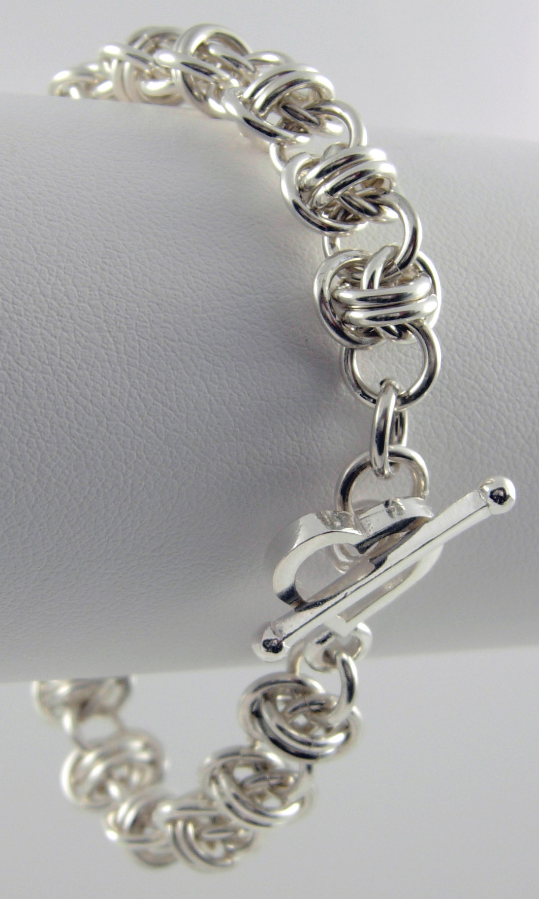 Barrel Weave Bracelet, a Free Wire Jewelry Pattern by Marilyn Gardiner ...