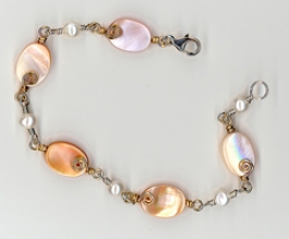 Scrimshaw Mary's Disc Link Bracelet