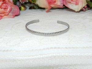 Steel Pattern Wire Bracelet