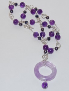 Amethyst bead necklace