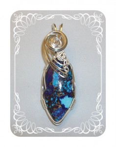 Mohave turquoise pendant