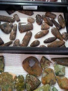 llanoit and rhyolite cabs