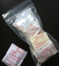 Silica gel packs