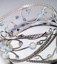 pattern_54_moonstone-woven-wire-bangle